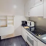 Charming 5Th-Floor Studio In Vibrant Eaux-Vives - Ja9-5